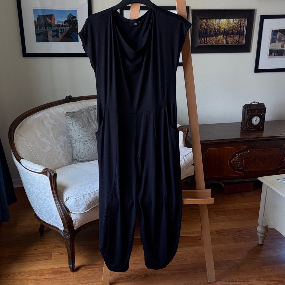 Lisa Bayne Black Sleeveless Jumpsuit